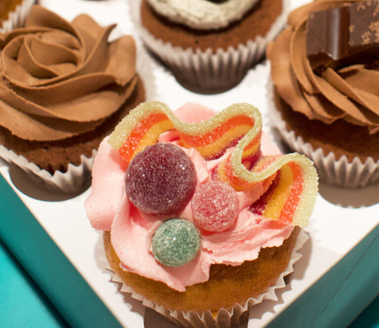 vegan bubblegum sweetie cupcakes