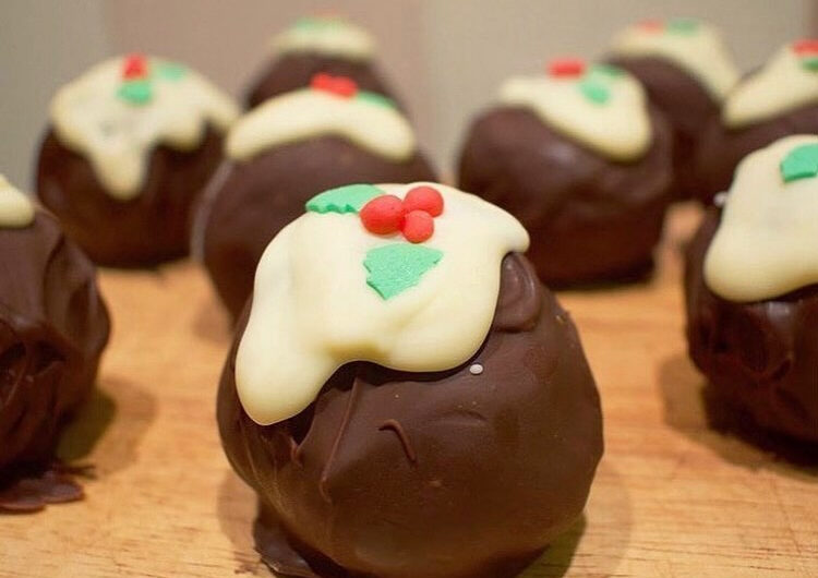 Christmas Pudding Cake Balls