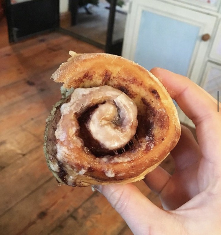 Pumpkin Spice Cinnamon Rolls